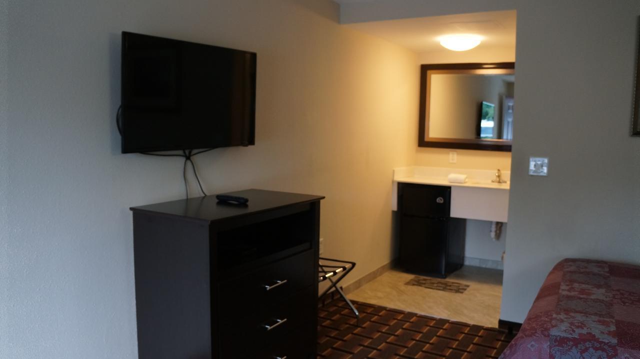 Best Stay Inn Plainville Eksteriør billede